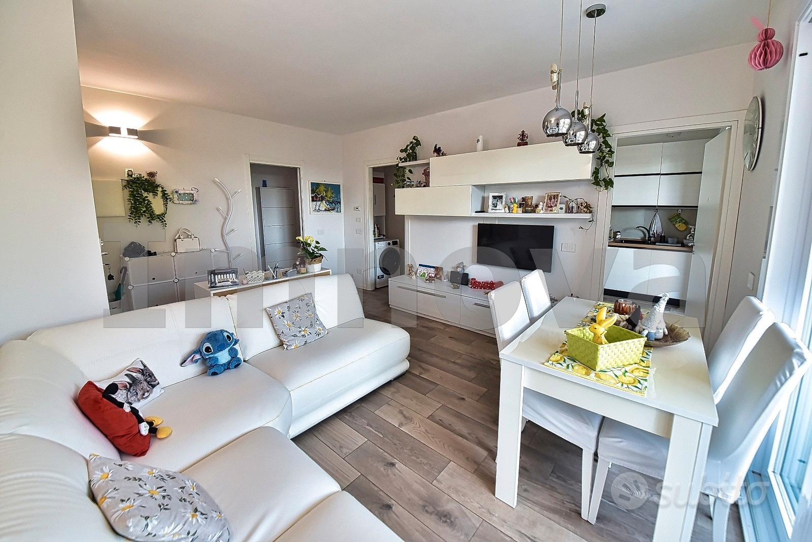 Tre locali con terrazzo e box doppio - Vista 4