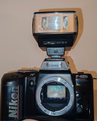 Nikon F401s