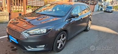 Ford focus cambio automatico