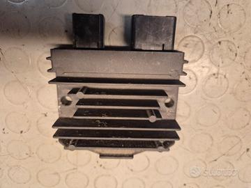 Regolatore di Tensione CB100R