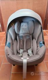 Cybex Gold Aton M i-Size + Base Isofix 