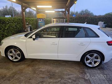AUDI A 3