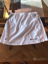 Gonnellina Ttk con  pantaloncino e portapallina