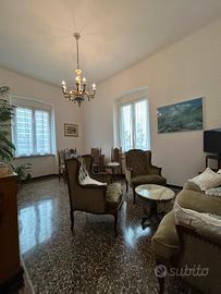 Appartamento ammobiliato con giardino