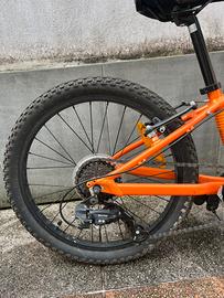 BICI MTB bambino CANNONDALE