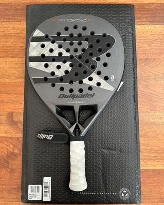 Bullpadel Hack Hybrid 04 2026