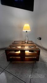 Tavolino artigianale in pallet
