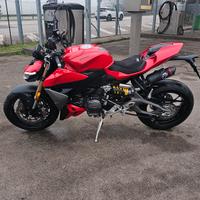 Ducati Streetfighter V2 2025 