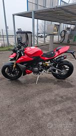 Ducati Streetfighter V2 2025 