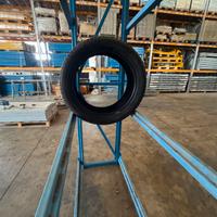 Scaffalatura porta gomme