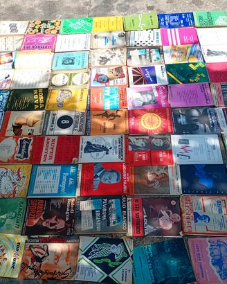 lotto(2)di 100 libretti/spartiti musicali vintage 