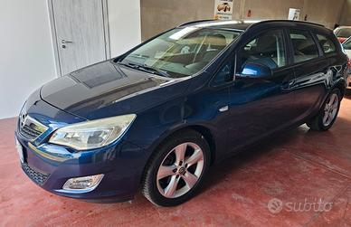 Opel Astra 1.7 CDTI 110CV Sports Tourer Cosmo