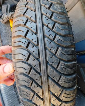 RUOTINO NUIVO DI ZECCA 135.80R13 ..MAI USATO
