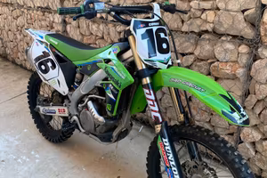 Cross kawasaki 250