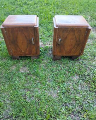 Comodini anni 50 in legno.