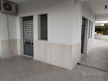 Locale uso ufficio/studio o commerciale