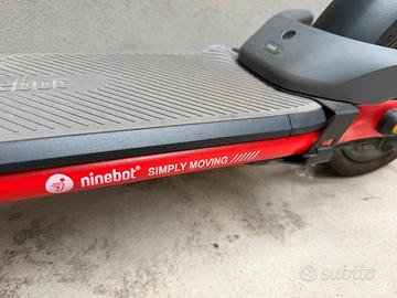 Monopattino elettrico marca Segway Ninebot