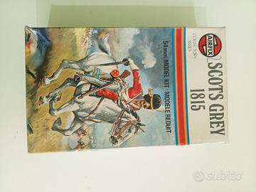  2 figurini Napoleonici airfix 