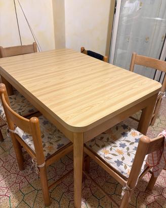Tavolo allungabile in legno 6/12 posti