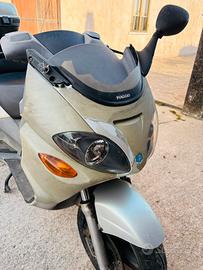 Piaggio X9 250 - ricambi/ sistemare
