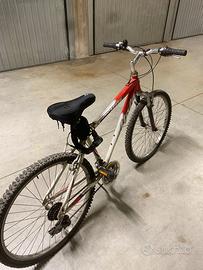 Bicicletta mountain bike da ragazzo Atala