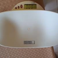 bilancia  bebè neonato bodyform pesa bambini