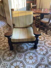 Divano e coppia di poltrone legno massello