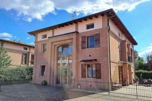 Castelletto - Appartamento su 2 livelli del 2006 -