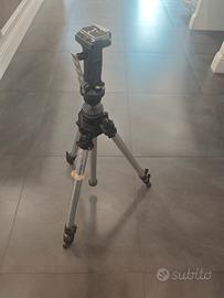 cavalletto Manfrotto con testa rapida