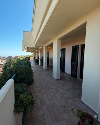 Splendido attico in zona tranquilla
