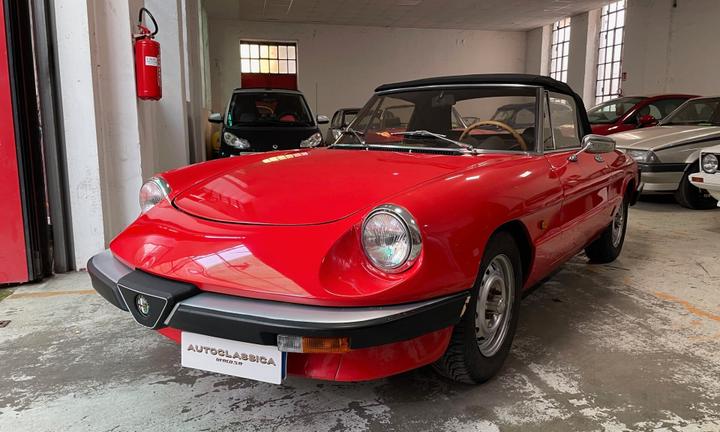 Alfa Romeo Spider Duetto "Aerodinamica" 2.0 Velo