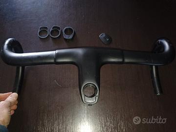 manubrio integrato carbonio  strada /CX/gravel 