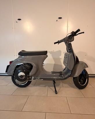 Vespa 50 special