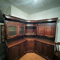 Credenza in legno massiccio