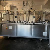 Lineare riempitrice semi-automatica