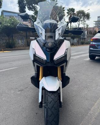SYM ADX TG 400 - 07/2025 - 14.500 KM - UNICO PROPR