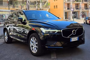 VOLVO XC60 B4 d Momentum auto my20 UNIPRO