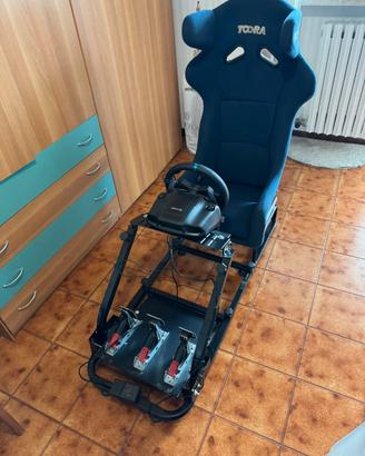 Simulatore di guida completo Logitech G29 + PS4