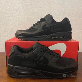 Nike Air Max Command