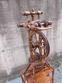 piccolo arcolaio antico restaurato 