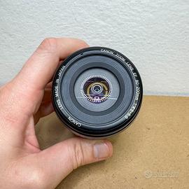 Canon zoom lens EF 80-200mm 1:4.5-5.6