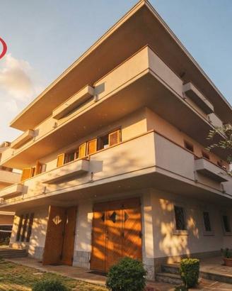 Villa di 588 m² con più di 5 locali e box auto dop