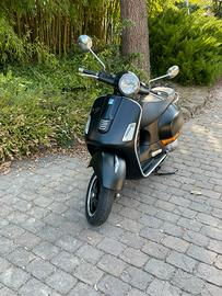 Vespa Gts 300 SuperSport
