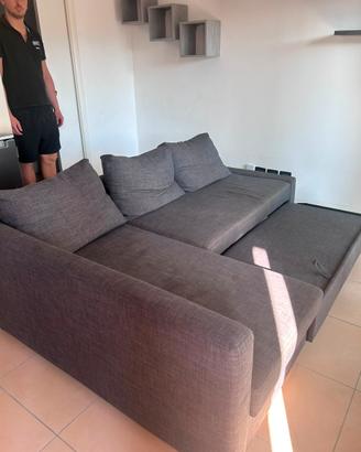 divano con letto estraibile