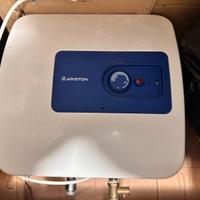 SCALDACQUA/Scaldabagno ARISTON