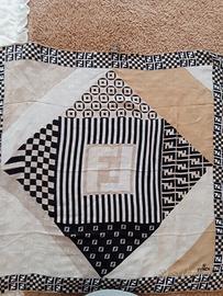 Fendi foulard 