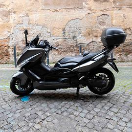 Yamaha T Max - 2011