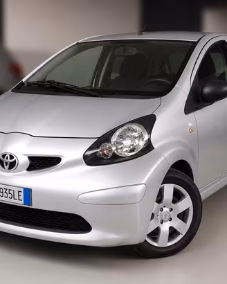Toyota Aygo 1.0 12V VVT-i 5 porte Sol