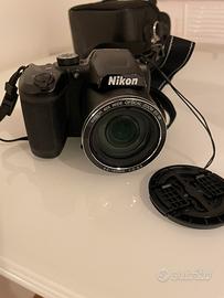 Nikon coolpix B500 con custodia