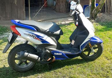 Scooter yamaha